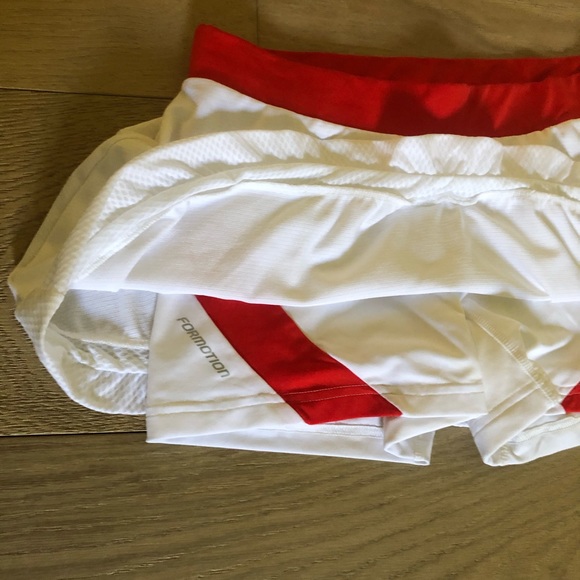 NWOT ADIDAS TENNIS SKIRT - Picture 2 of 3